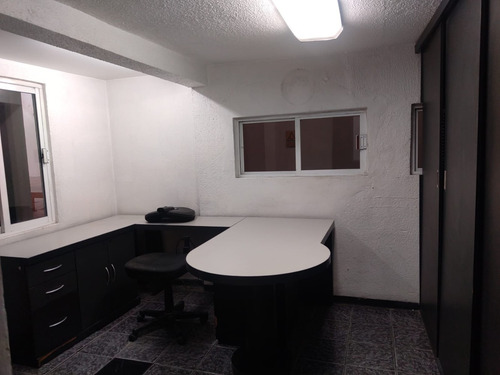 Imagen 14 de 14 de Bodega Con Anden Y Excelentes Oficinas, 2274m2