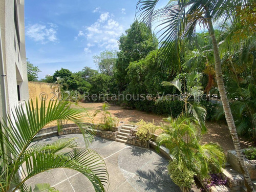 Apartamento En Venta Valles De Camoruco 24-23799