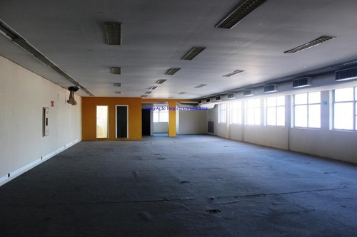 Imagem 17 de 28 de Galpão 17.000m², 03 Banheiros; Consiste Em Um Galpão De 7.800m², Outro Galpão De 7.000m², Um Edifício Com 1.820m² E Um Restaurante Com 630m² - 20082107 - 68408873