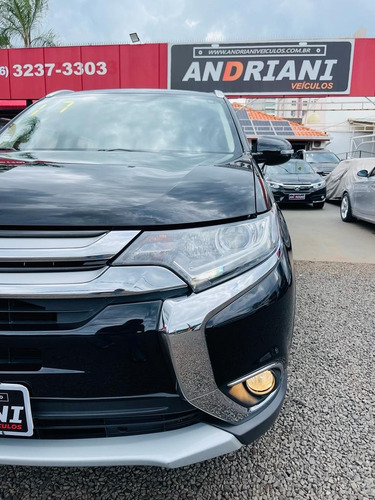 Imagem 3 de 15 de Mitsubishi Outlander 2.0 Preto 2017