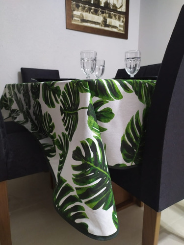 Imagem 2 de 5 de Toalha Para Mesa 4 Lugares Redonda 1,50 Diâmetr Costela Adão