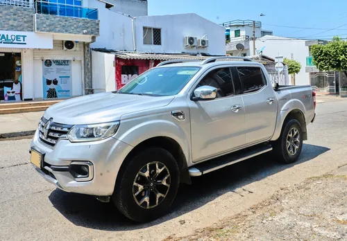 Renault Alaskan 2.5 Intens
