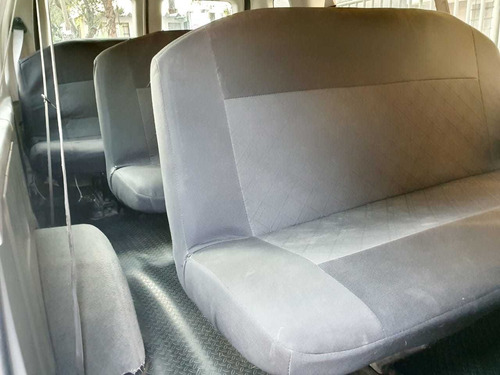 Econoline E350 2012 15 Pasajeros Impecable Cuidada Original