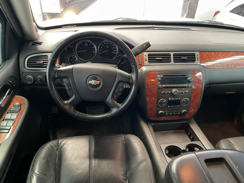 Chevrolet Suburban D Piel Aa Dvd Qc 4x4 At