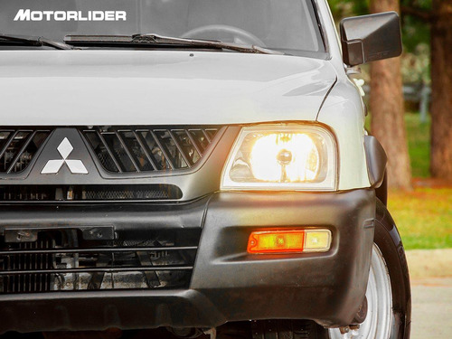 Mitsubishi L200 New 2.5 Diesel 4x2 | Permuta / Financia