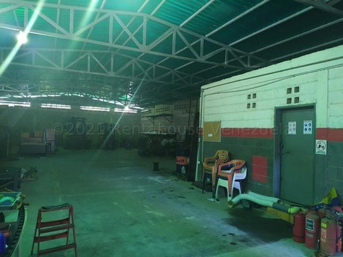 Edificio Con Dos Locales Venta Avenida Boyaca Valencia Carabobo Leida Falcon Lf25-1155