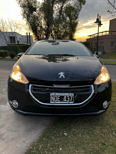 Peugeot 208 1.6 Allure