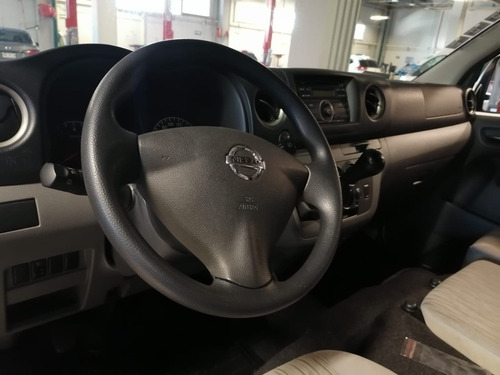 Imagen 15 de 15 de Nissan Urvan 2018 2.5 15 Pas Ampliapack Seg Die Mt