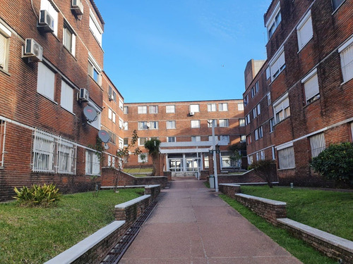 Imagen 3 de 16 de Inmobiliaria Rias Altas Vende Muy Lindo Y Seguro Apartamento Próximo A Garzón
