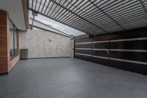 Casa En Arriendo/venta En Prado Veraniego Sur. Cod V4747