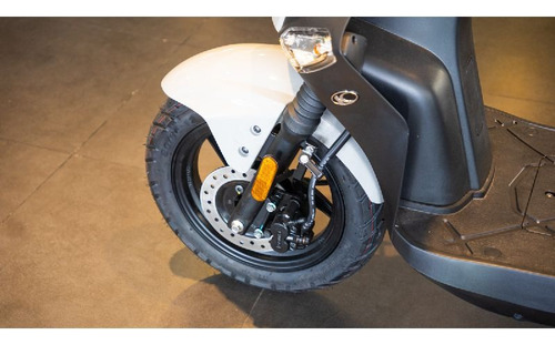 Kymco Agility 125 Scooter No Yamaha Fascino Rs 125