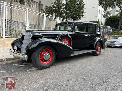 Cadillac 1935 355 D Sedan