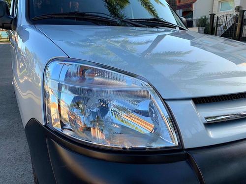 Imagen 17 de 18 de Citroën Berlingo 2020 1.6 Hdi 92 Bussines Mixto