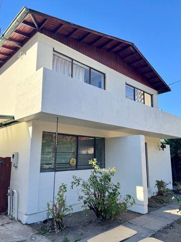 Hermosa Casa En Nueva Alemana. Ideal Para Inversion