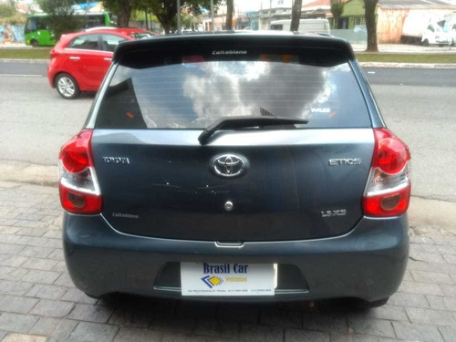 Toyta - Etios - 2013 - Xs