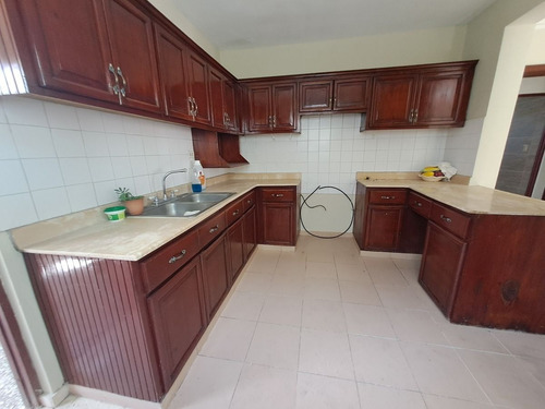 Apartamento 4to Piso Urb. Solimar Proximo A Unicaribe
