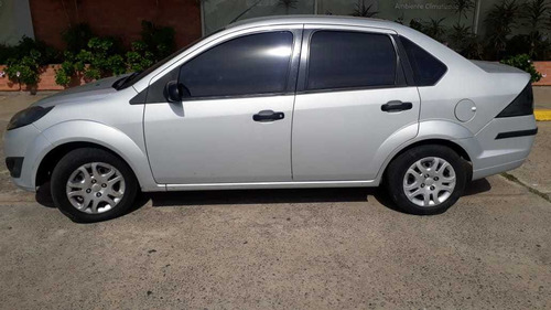 Ford Fiesta Max Max One