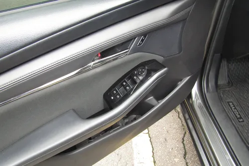 Mazda 3 2.0 Touring Tp