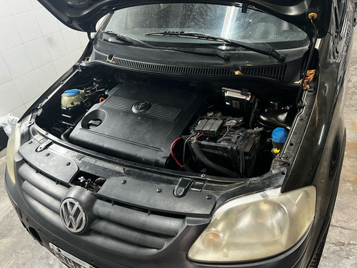 Vw Cross Fox 2006 Andando Vuelco Poco Daño Chocado