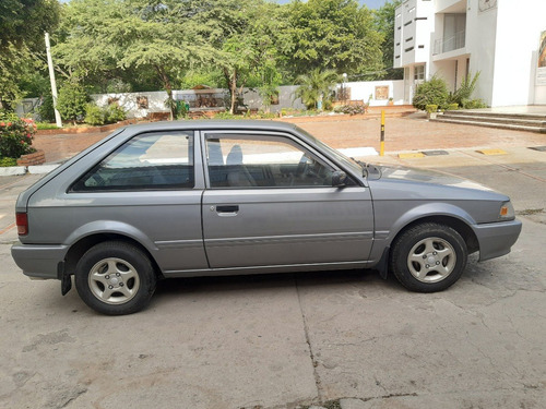 Mazda 323