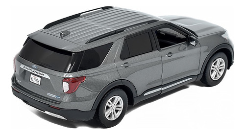 Motormax 1/24 2022 Ford Explorer Xlt Color Gris