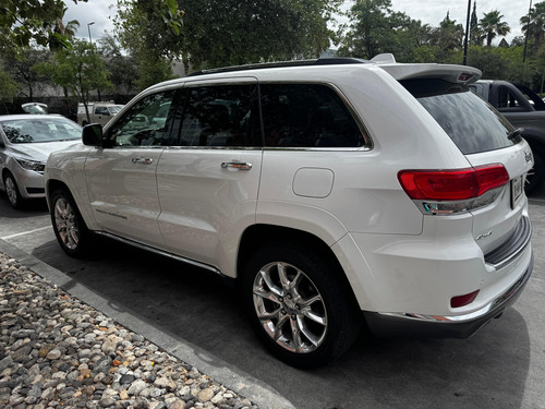 Jeep Cherokee Summit 4x4 8 Cil
