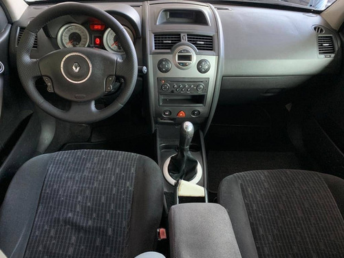 Imagem 7 de 9 de Renault Mégane 1.6 Dynamique Grand Tour 16v Flex 4p Manual