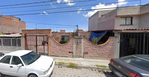 Bonita Casa Adjudicada En La Floresta Queretaro