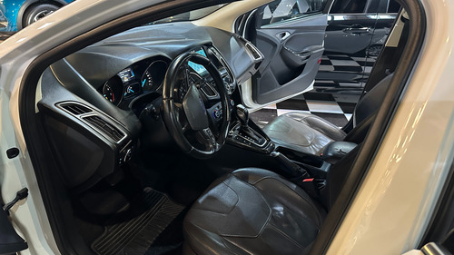 Ford Focus III 2.0 Titanium At6