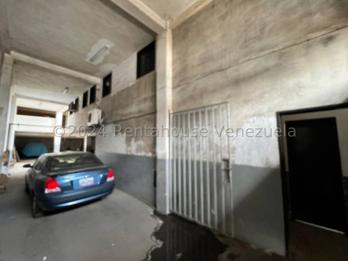 Edificio Comercial Y Residencial, Con Potencial De Ampliacion 25-16039