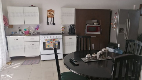 Casa En Venta, Ubicada En Bosques De Tabasco 12-lote 11, Mz 003, Hab Bosques De Mexico, Tlalnepantla, Cerca De Cch Naucalpan, Am05