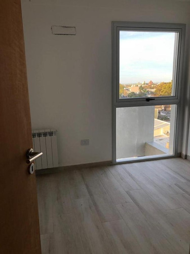 Imagen 28 de 30 de Departamento Venta 2 Dormitorios 1 Baño 1 Balcón 76 Mts 2 Totales - La Plata