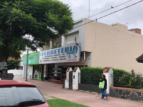 Importante Inmueble Comercial. Galpon , Locales Y Casa