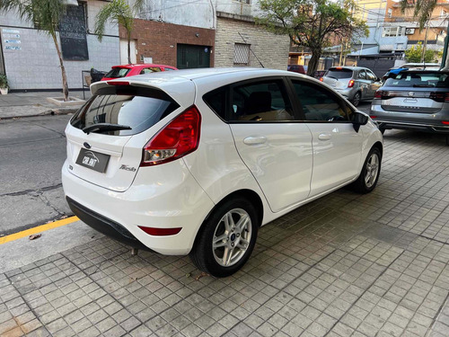 Imagen 5 de 13 de Ford Fiesta Kinetic Design 1.6 S Plus /// 2018 - 50.000km