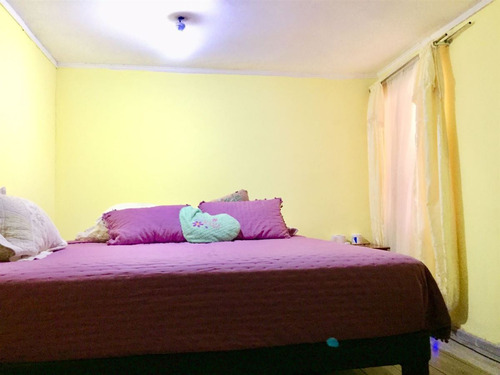 Casa En Venta De 3 Dorm. En La Florida