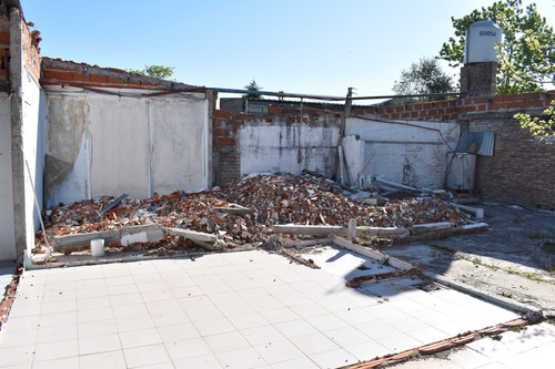 Lote Ituzaingó 339m2 C/peq Construcción Precio A Convenir