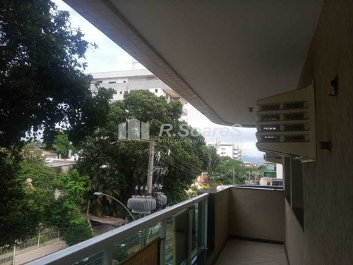 Imagem 2 de 15 de Apartamento Com Dois Quartos E Uma Suíte, Em Vila Valqueire, Rua Ouro Branco. - Vvap30261