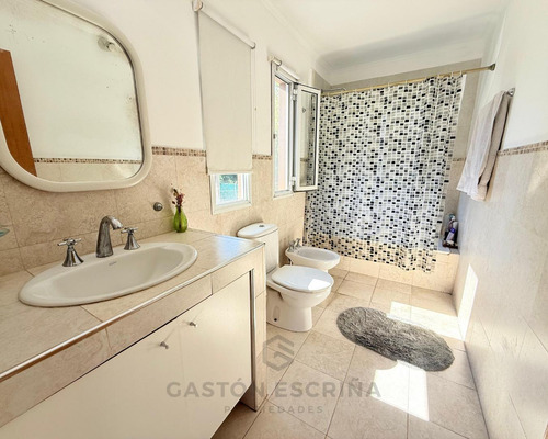 Casa En Barrio Parque Leloir