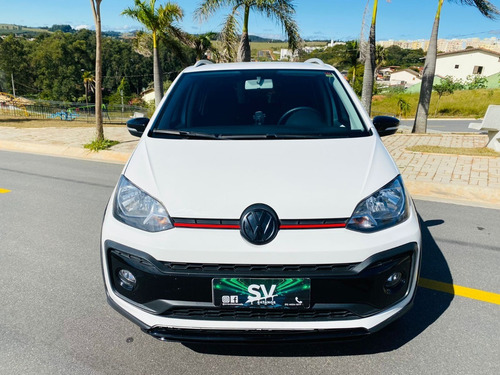 Imagem 6 de 8 de Volkswagen Up