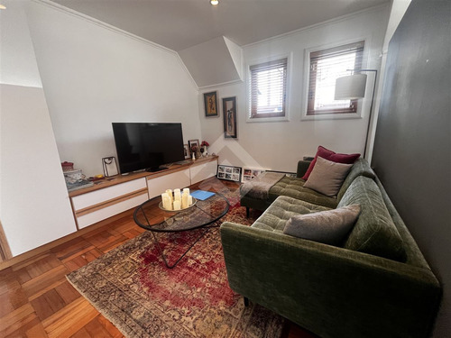 Casa En Venta De 4 Dorm. En Providencia