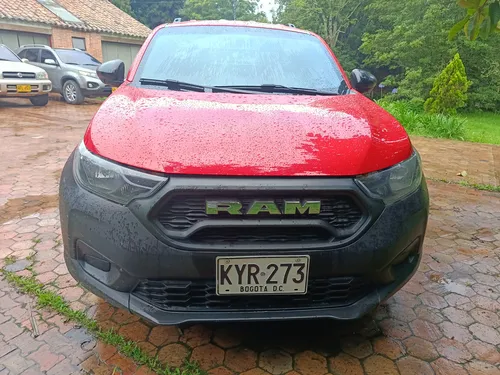 RAM 700 1.4 Slt