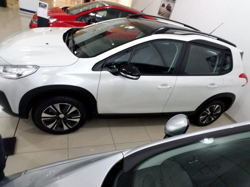 Imagen 7 de 11 de Peugeot 2008 Sport Thp Tiptronic
