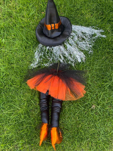 Bruja Halloween Medio Cuerpo Con Sombrero Decoracion