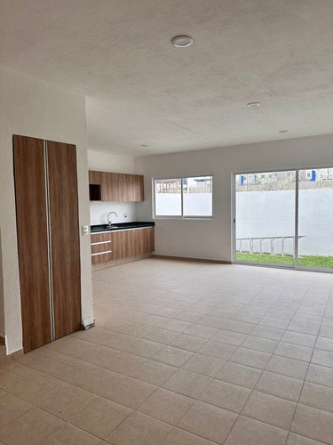 Casa Moderna En Meséta Hábitat Residencial