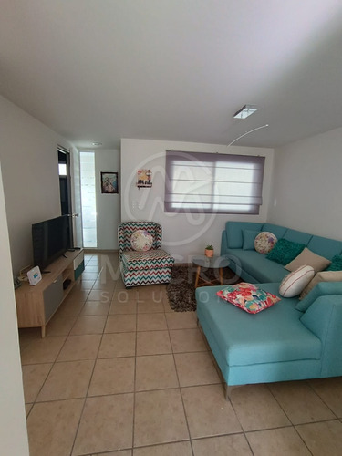 Casa En Venta En Fracc. Sitio Del Sol Con Jardín.