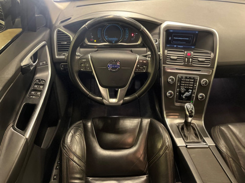 Volvo XC60 60 2.0 T5 5p