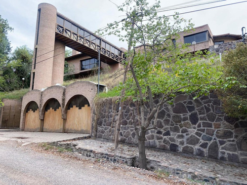 Se Vende Casa En Barrio La Colina,chacras De Coria