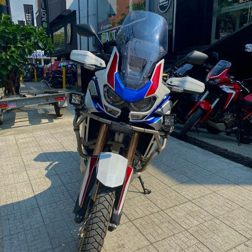 Motocicleta Honda, Africa Twin, Adventure 