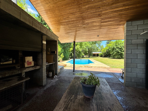 Venta Casa Quinta Ezeiza Barrio El Trebol