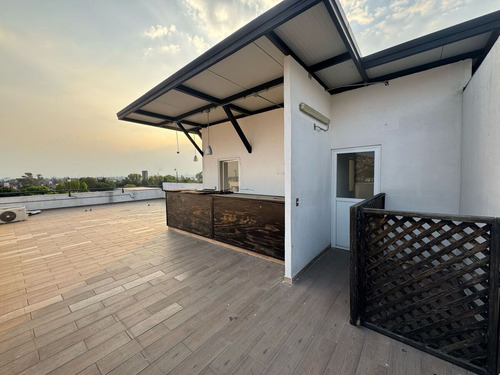 Edificio En Venta, Santa Cecilia, 654 M2